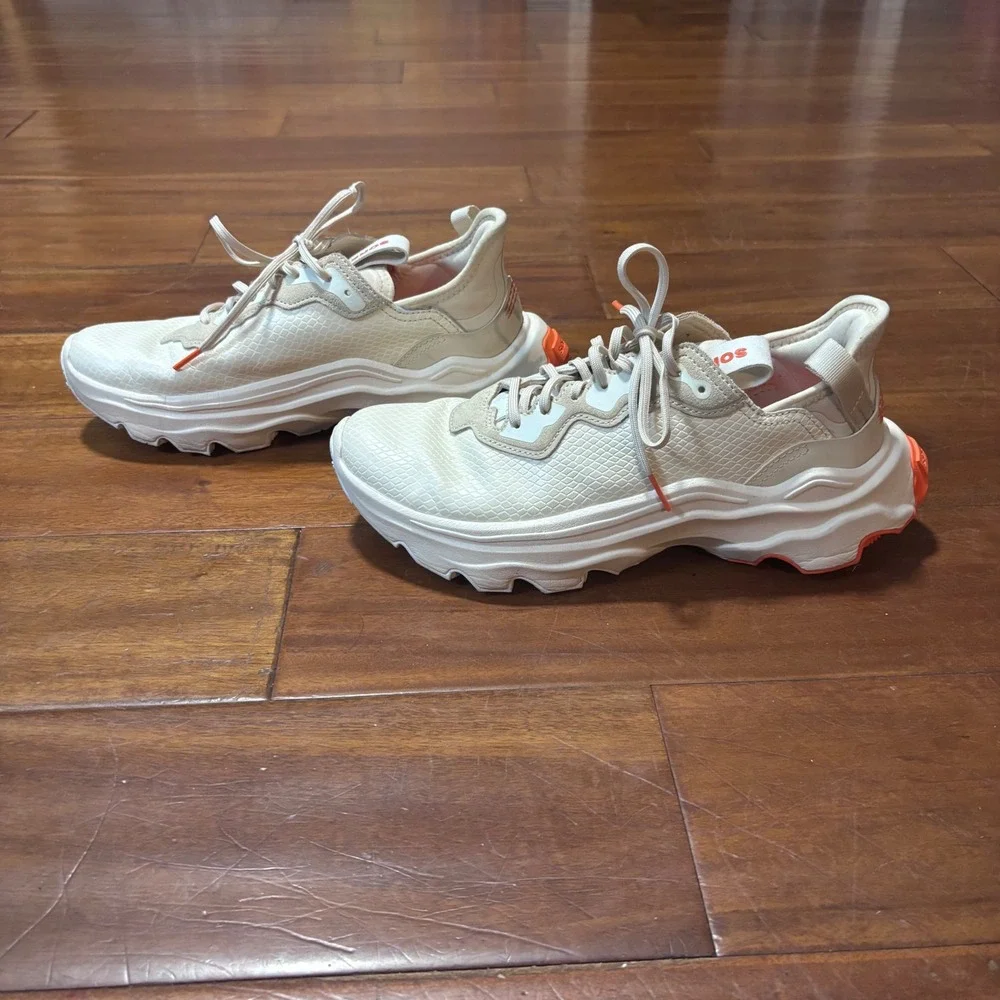 SOREL Kinetic Breakthru City Lace Sneaker Ceramic Orange Dad Shoes Gorpcore Sz 9